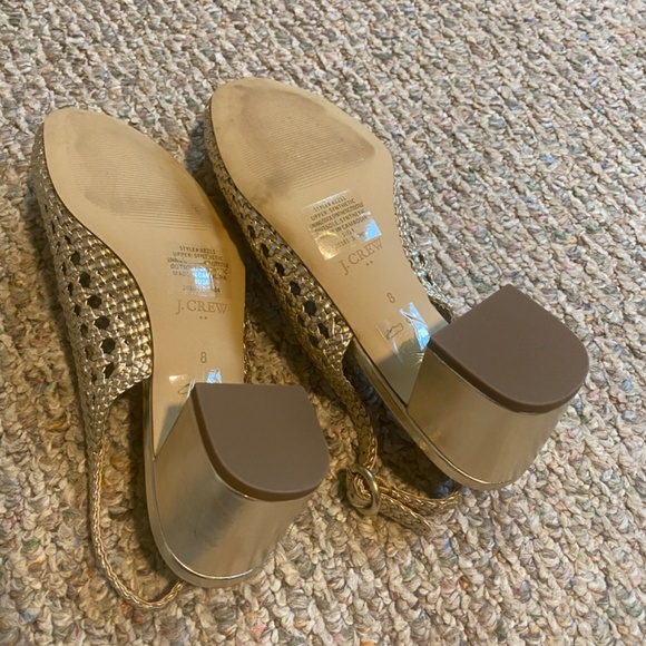 J. Crew gold synthetic woven sandal size 8 in original box. - Picture 3 of 9